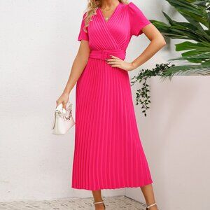 Summer V-neck waist slim pleated